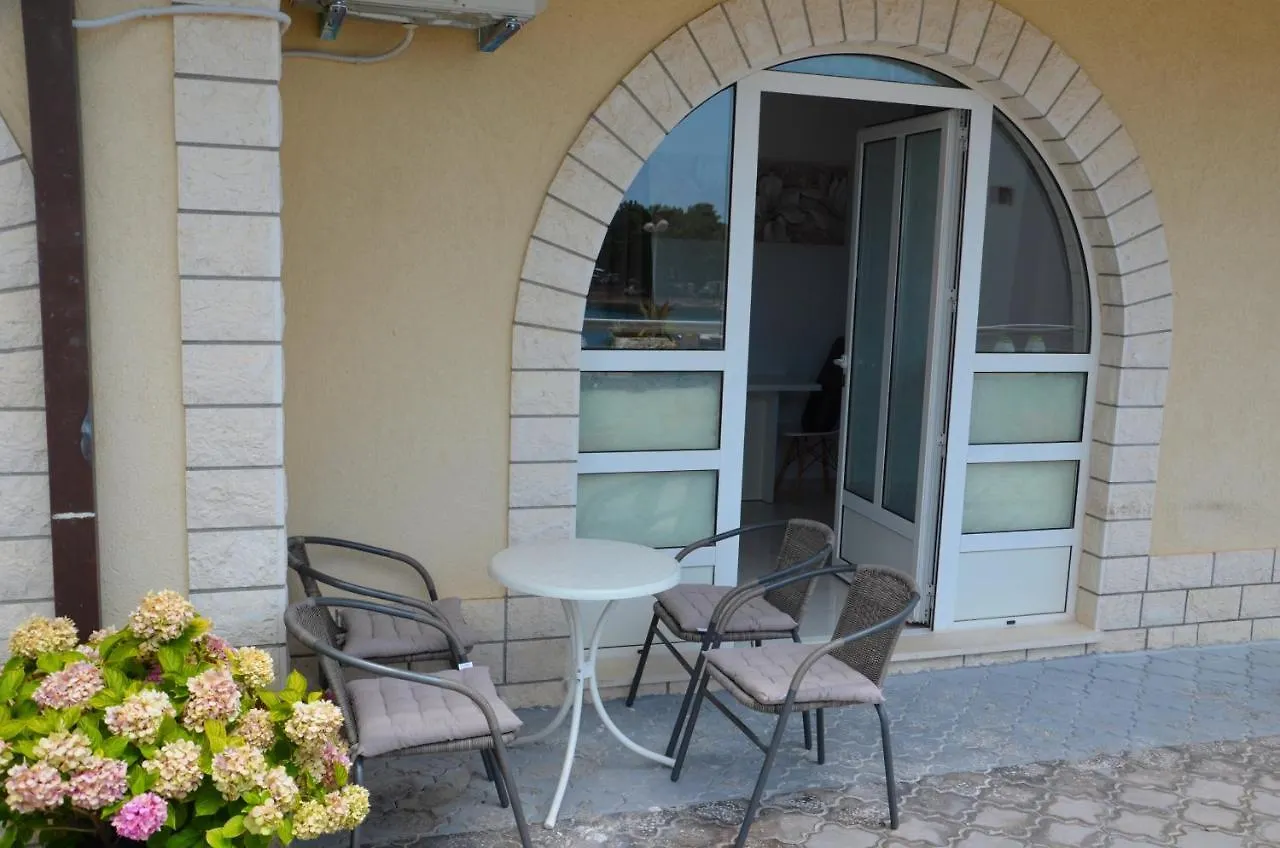 Apartmani Tomi - Trogir Ciovo Apartment