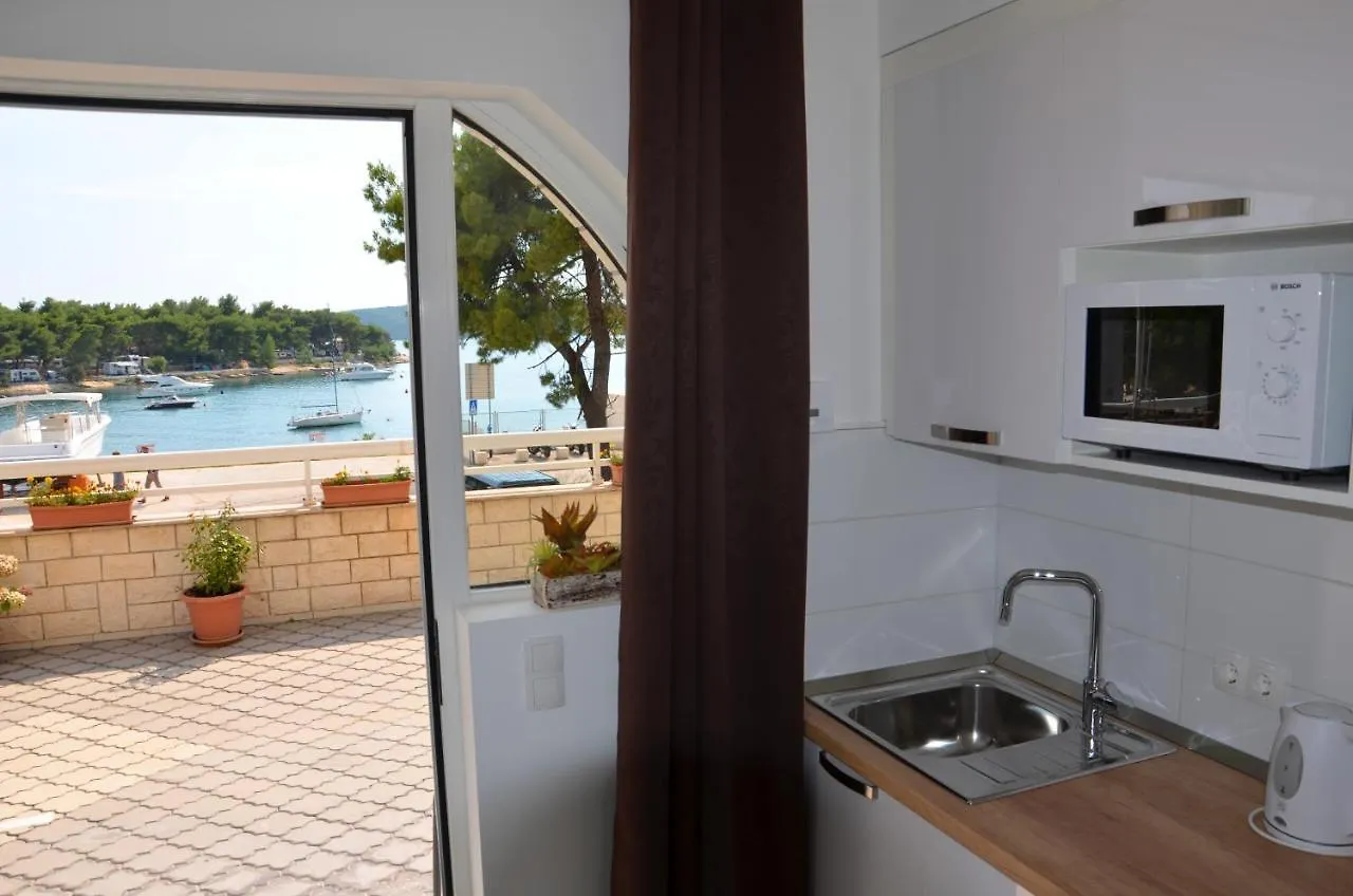 Apartmani Tomi - Trogir Ciovo Croatia