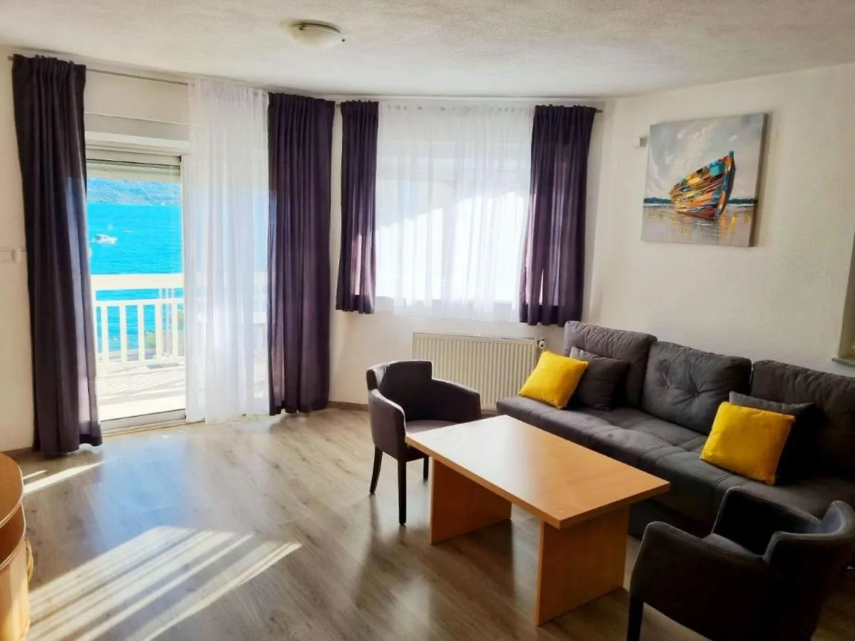 Apartmani Tomi - Trogir Ciovo