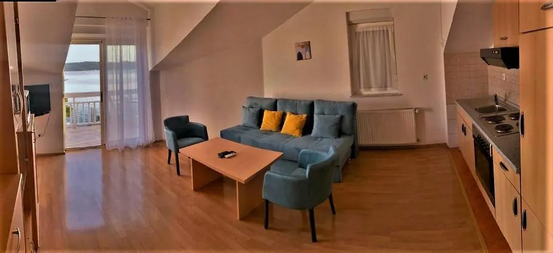 Apartmani Tomi - Trogir Ciovo