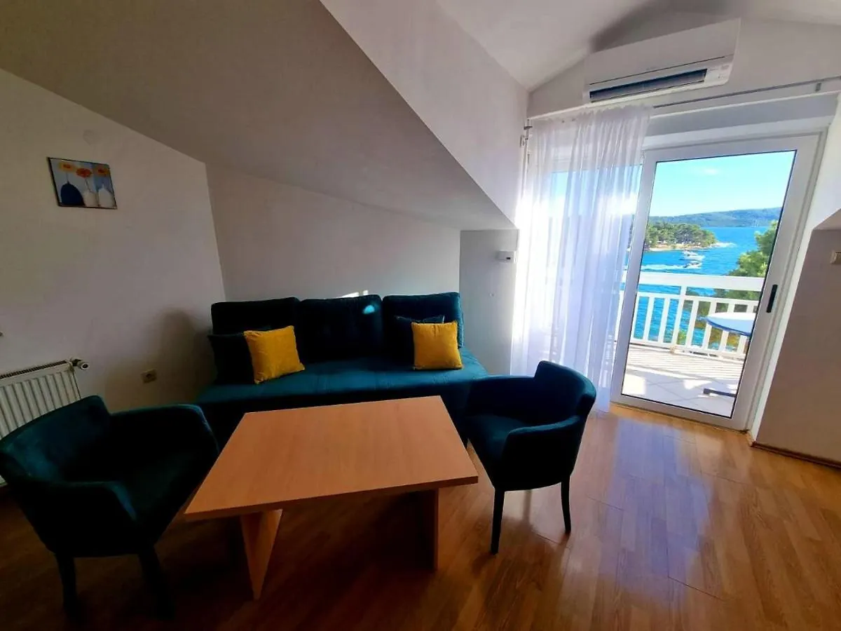 아파트 Apartmani Tomi - Trogir Ciovo