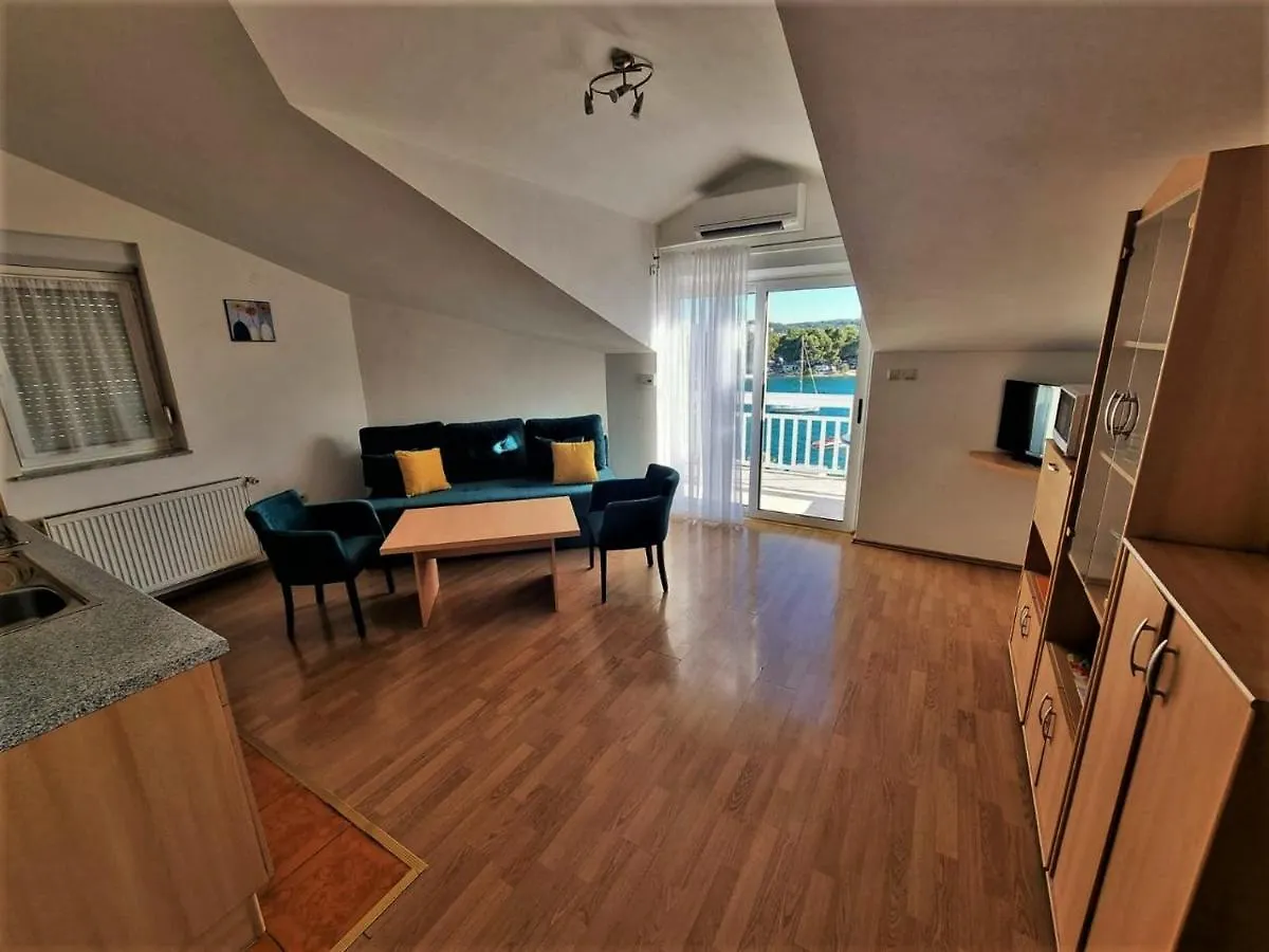 Apartmani Tomi - Trogir Ciovo 크로아티아